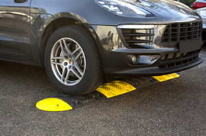 Ralentisseur de parking