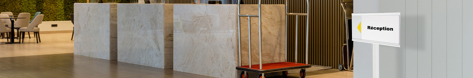 Poteaux acier pré-équipés & équipés