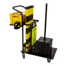 Chariot de signalisation maintenance - 6 Poteaux PVC lest&eacute;s 3 Kg + Support mural magn&eacute;tique 3M Jaune/Noir + Chevalet modulable Travaux en cours - 6100485