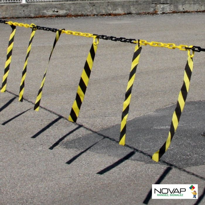 Barrières de chaînes Ø 8mm avec Rubans Hachurés - Jaune/Noir - Novap